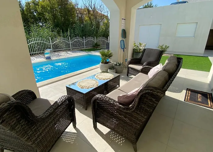 아파트 With Swimming Pool Pag - 24360 파그