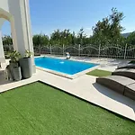 With Swimming Pool Pag - 24360 * باغ