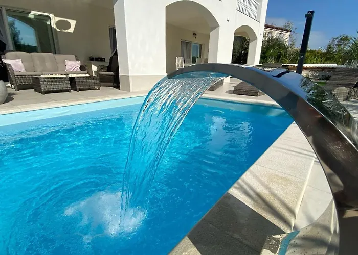 With Swimming Pool Pag - 24360 * パグ